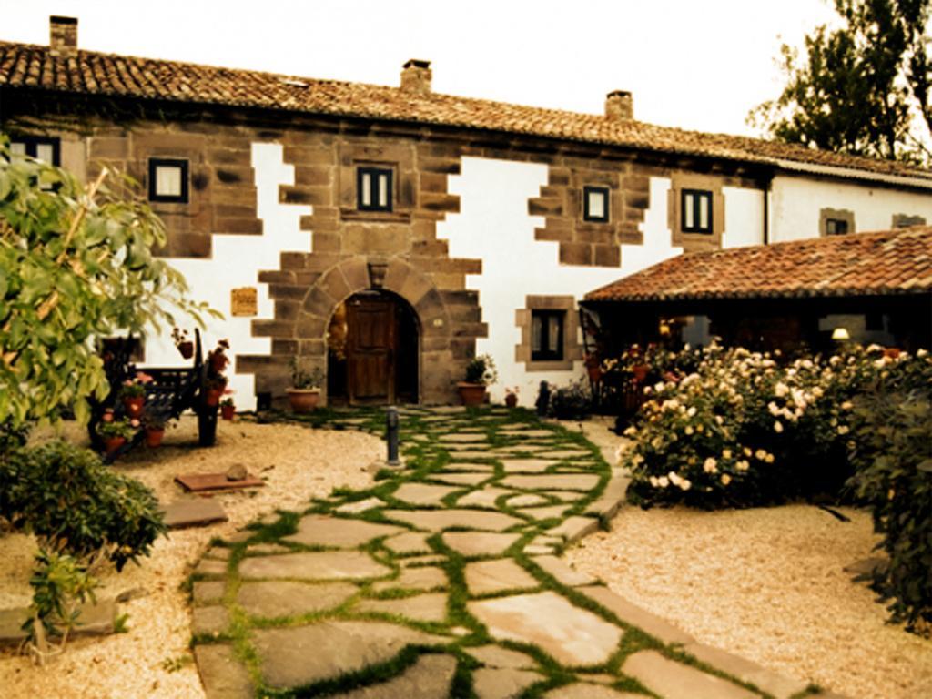 La Casa De Las Brujas Hotel Barrio  Esterno foto